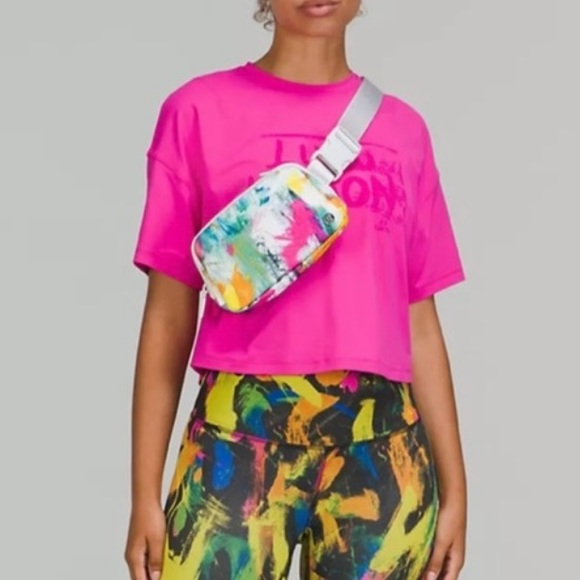 Lululemon Everywhere Belt Bag OS no limits white multi color tie dye - Picture 3 of 6